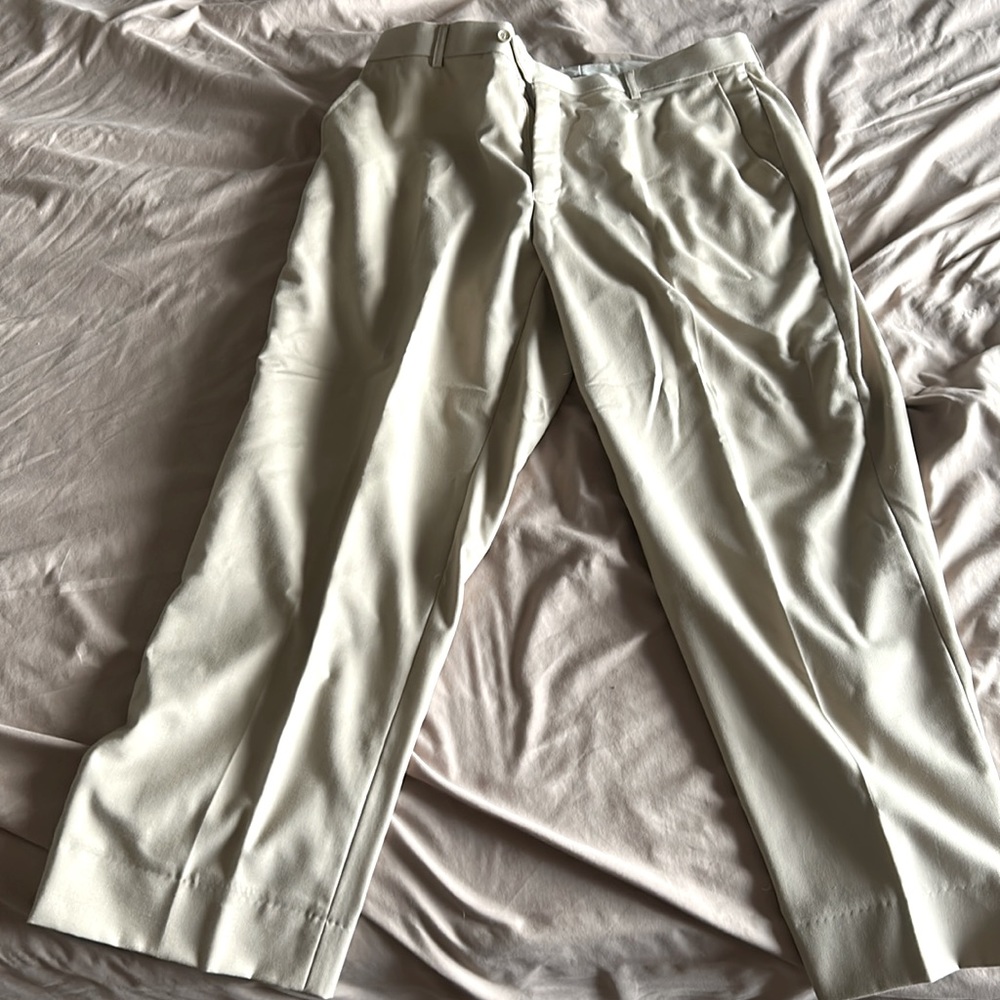 Men’s light khaki dress pants